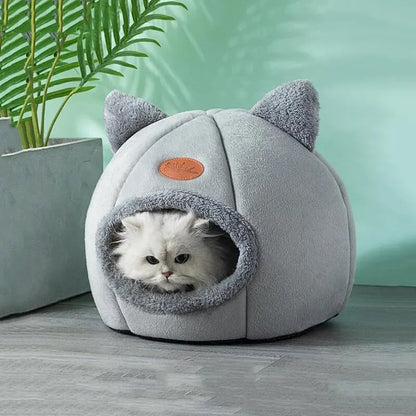 Cat-Head Cave Bed